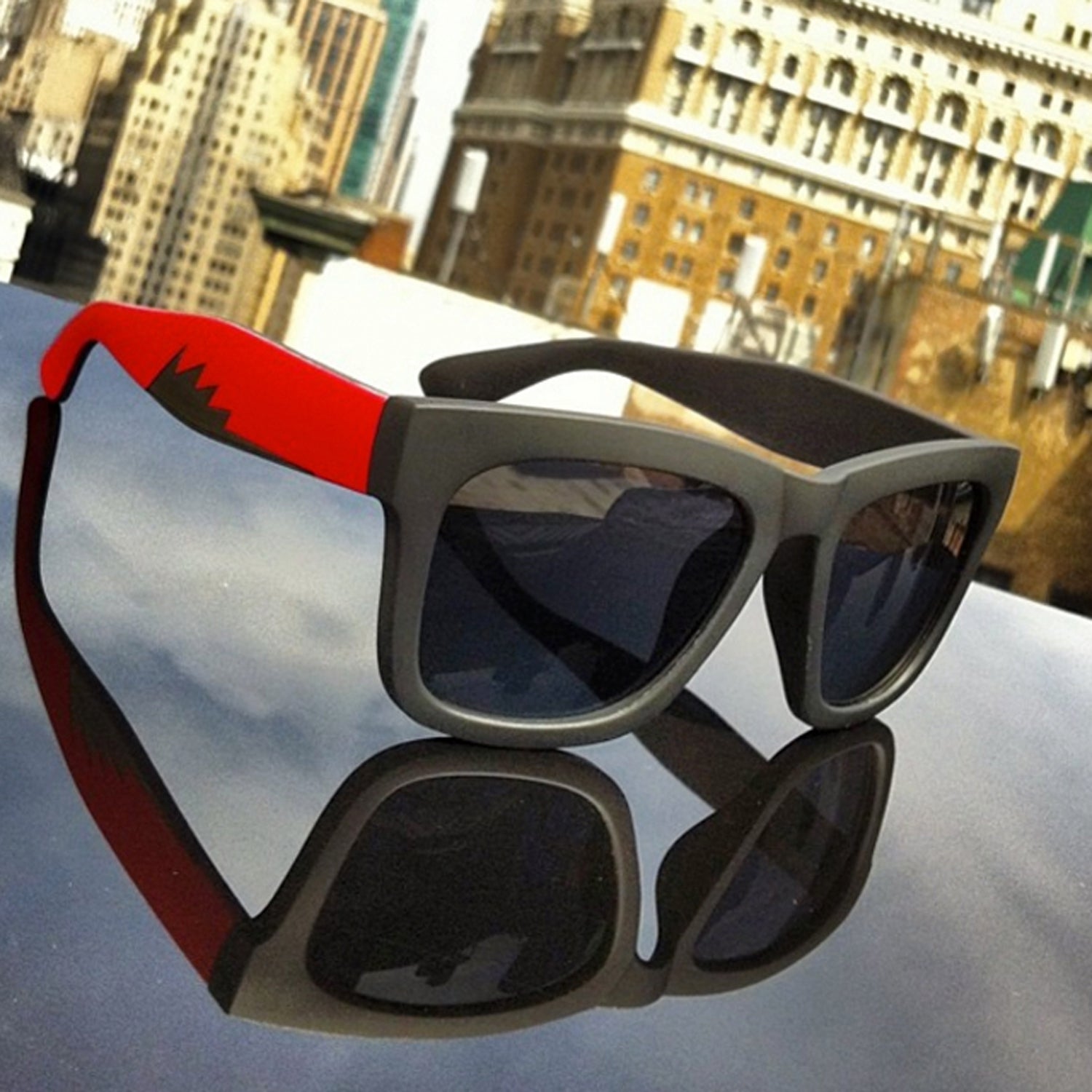 Jase New York Avery Sunglasses in Fire Red – Iconic Statement Shades